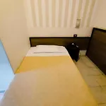 Salus Szálloda Milánó