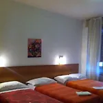Hotel Salus *